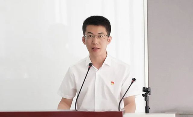 黨委委員、紀委書記楊明來作黨建工作匯報.jpg